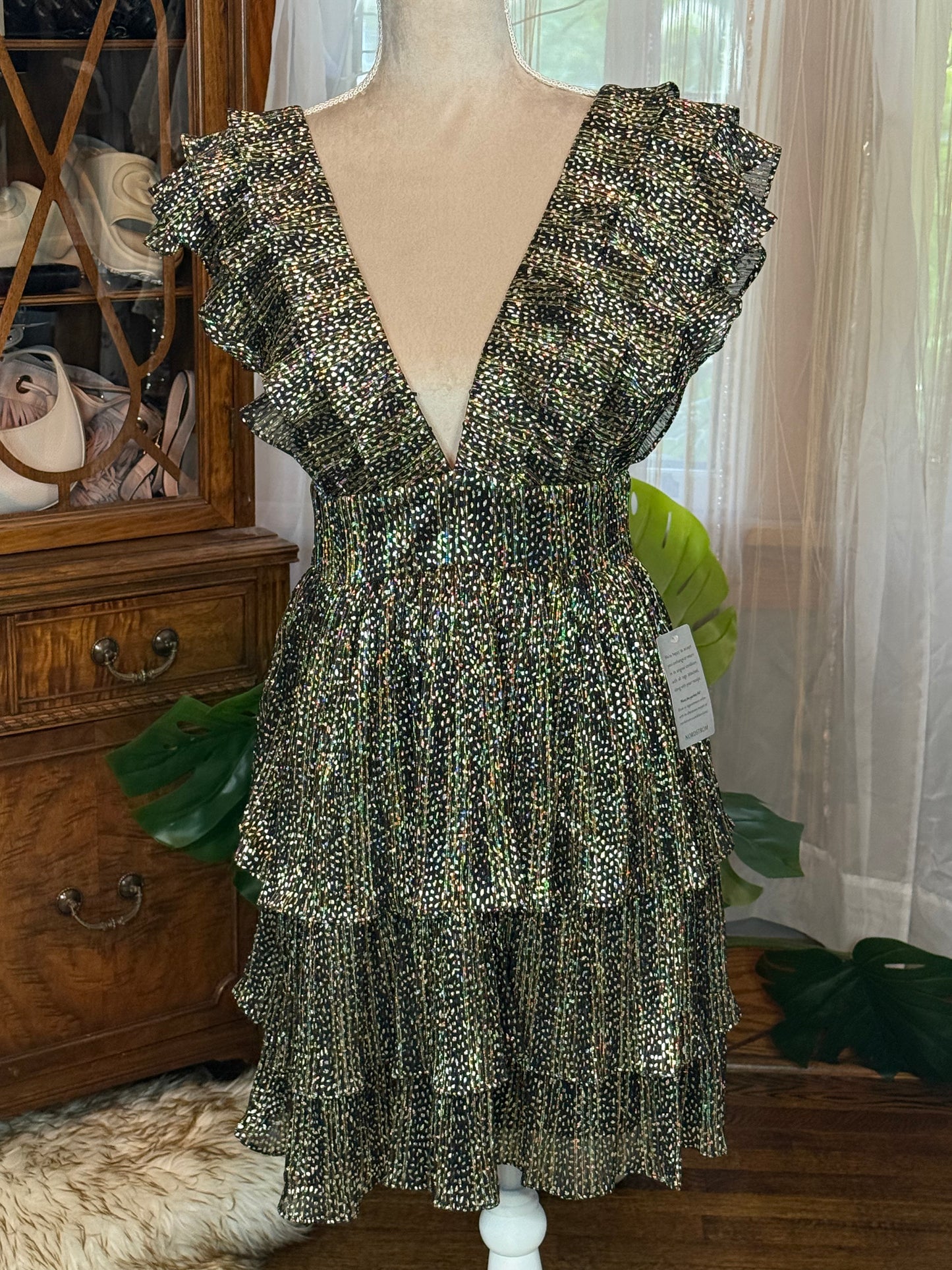 Socialite Black & Gold Mini Dress